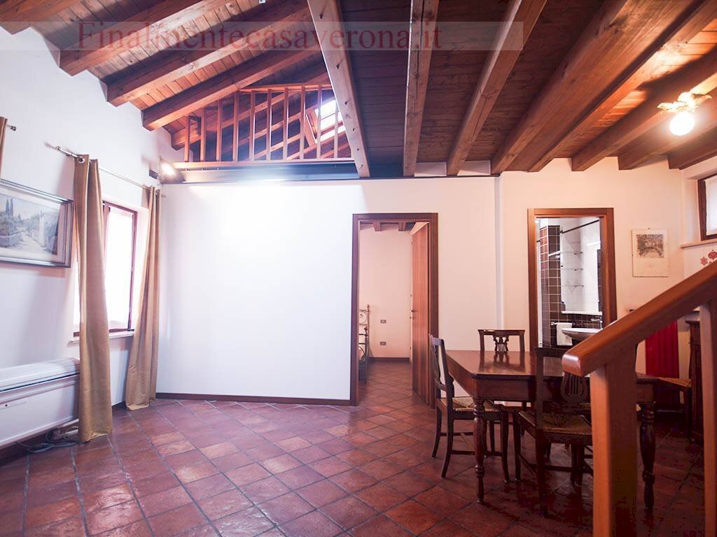 Foto 2 - Three-room apartment Vicolo San Fermo Corte Alta.
 
1, Verona - photo 2