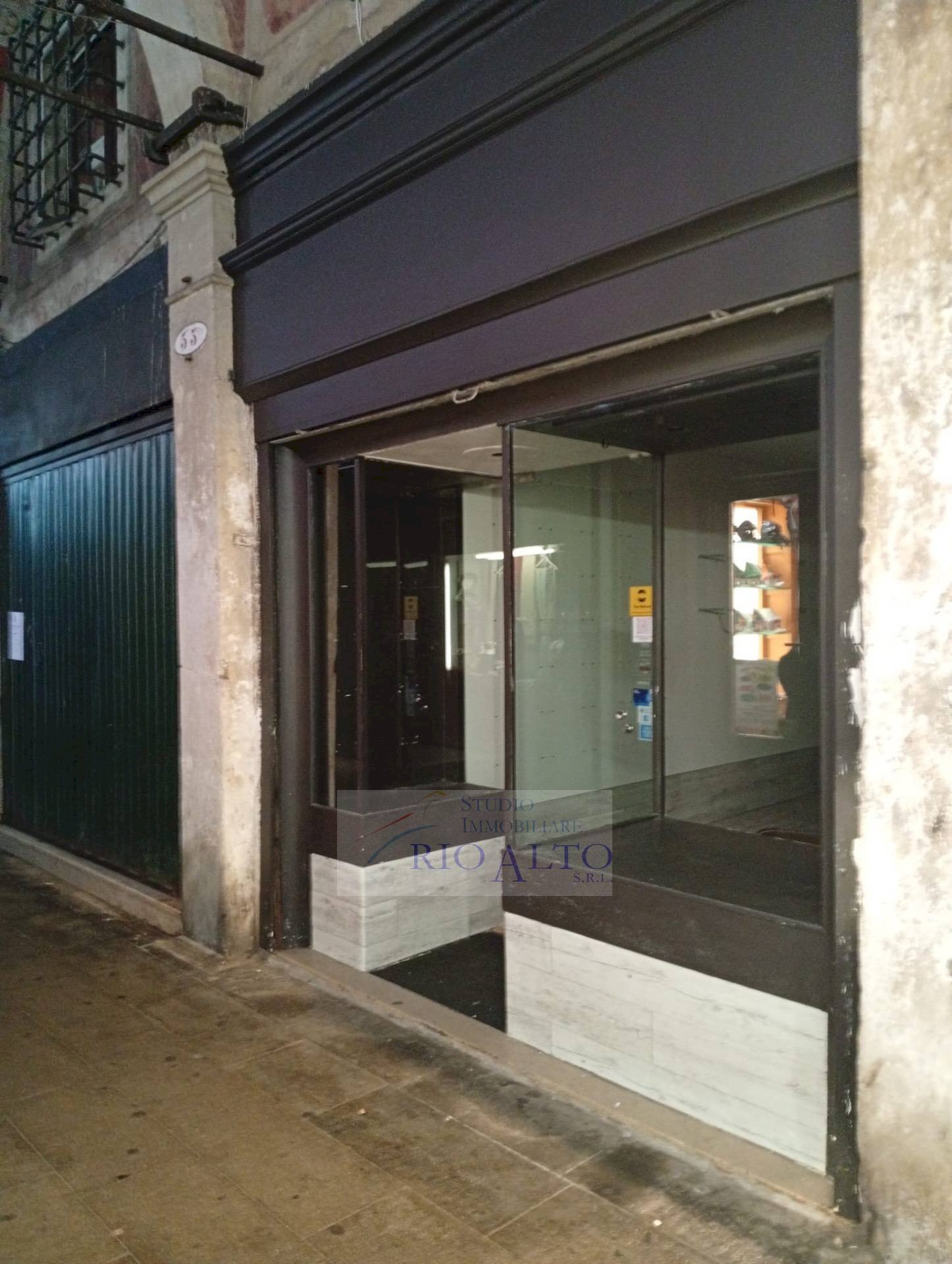 Foto 3 - Shop Venezia - photo 3