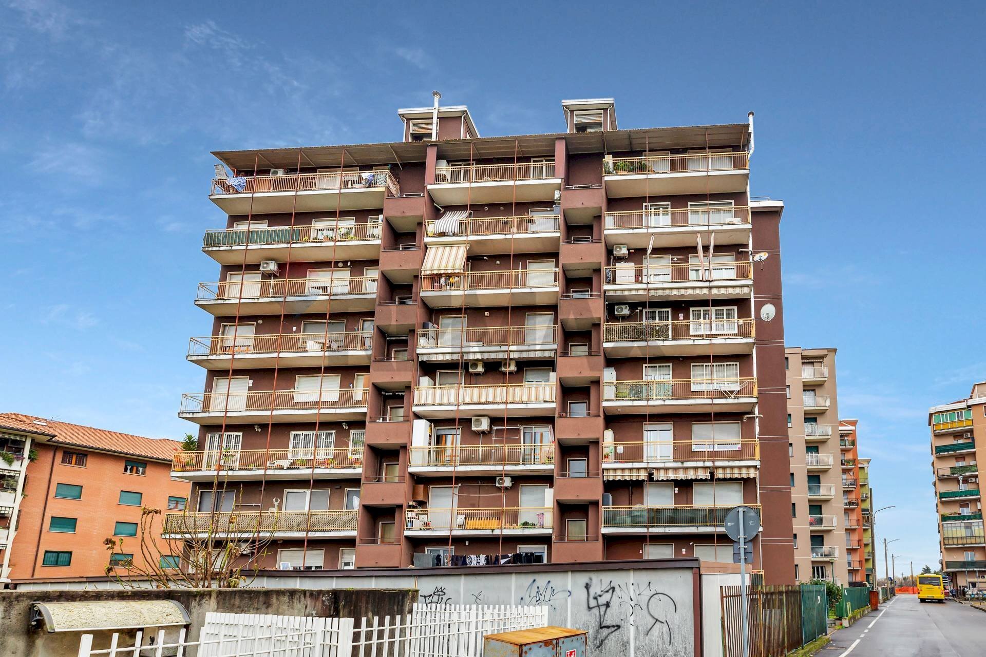 Edificio all\'aperto - Quadrilocale Piazza Giovanni XXIII
 
71, Senago - foto 2