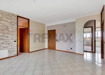 Stanza vuota - Quadrilocale Piazza Giovanni XXIII
 
71, Senago - foto 21