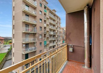 Balcone - Quadrilocale Piazza Giovanni XXIII
 
71, Senago - foto 27