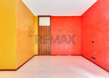 Stanza vuota - Quadrilocale Piazza Giovanni XXIII
 
71, Senago - foto 29