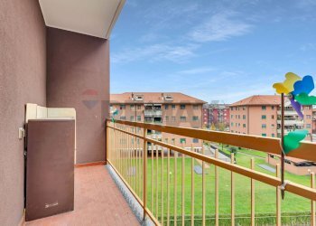 Balcone - Quadrilocale Piazza Giovanni XXIII
 
71, Senago - foto 32