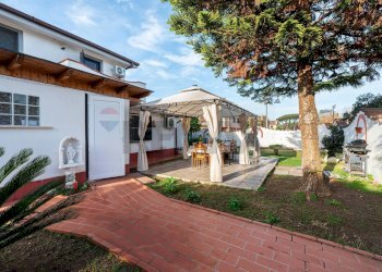 Casa all\'aperto - Villa via giulio bas
 
30, Roma - foto 37