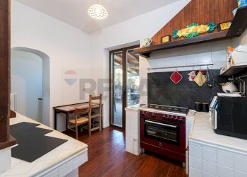 Cucina - Villa Via Lago d'Iseo
 
2, Pomezia - foto 11