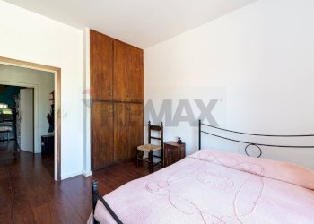 Camera / camera da letto - Villa Via Lago d'Iseo
 
2, Pomezia - foto 18