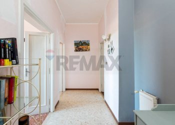 Hall / corridoio - Villa Via Lago d'Iseo
 
2, Pomezia - foto 34