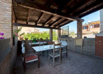 Terrazza - Villa Via Lago d'Iseo
 
2, Pomezia - foto 37