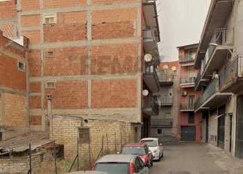 Edificio all\'aperto - Terreno edificabile Via Trasimeno
4, Paterno - foto 2