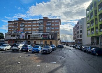 Edificio all\'aperto - Bilocale Via Sesto Properzio Pal. U, Messina - foto 13