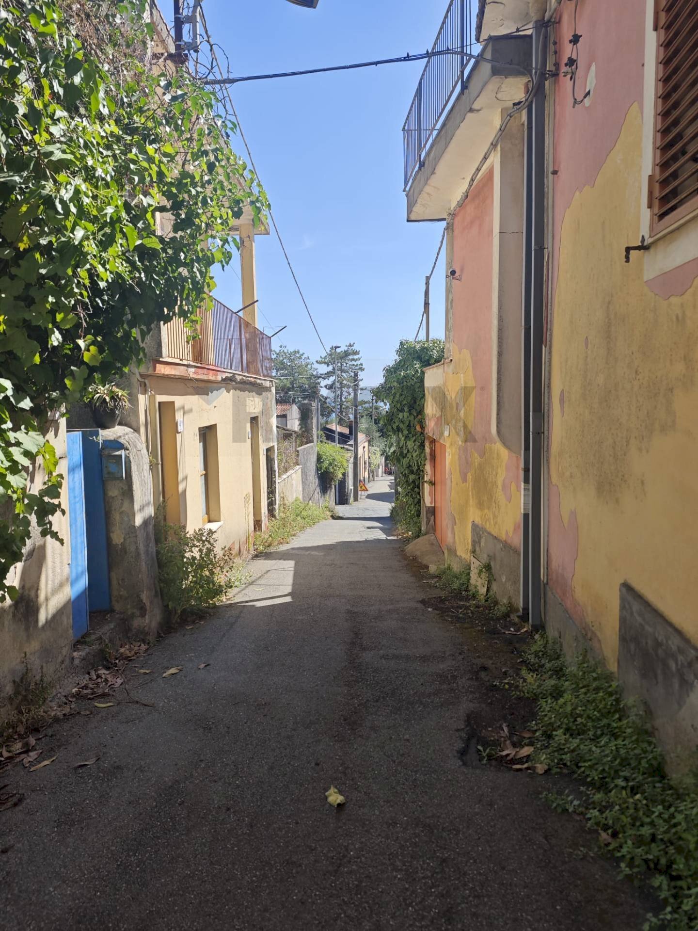 Edificio all\'aperto - Casa indipendente Via Balsamo Civita
 
39, Zafferana Etnea - foto 2