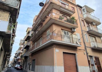 Edificio all\'aperto - Trilocale via degli operai
 
85, Lentini - foto 40