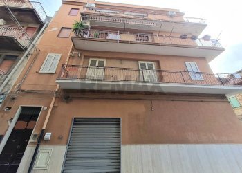 Edificio all\'aperto - Trilocale via degli operai
 
85, Lentini - foto 42