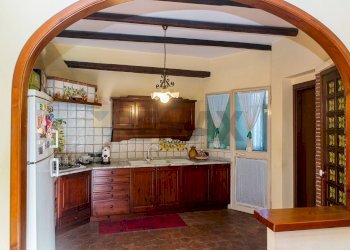 Cucina - Villa VIA BARRIERA DEL BOSCO
 
5, Sant'Agata Li Battiati - foto 9