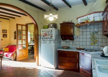 Cucina - Villa VIA BARRIERA DEL BOSCO
 
5, Sant'Agata Li Battiati - foto 11