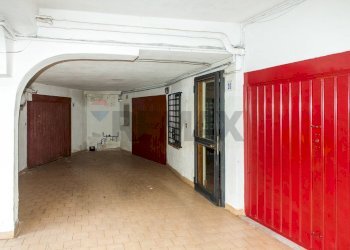 Parcheggio - Villa VIA BARRIERA DEL BOSCO
 
5, Sant'Agata Li Battiati - foto 33