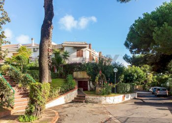 Casa all\'aperto - Villa VIA BARRIERA DEL BOSCO
 
5, Sant'Agata Li Battiati - foto 40