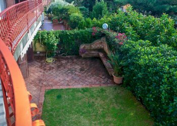 Giardino - Villa VIA BARRIERA DEL BOSCO
 
5, Sant'Agata Li Battiati - foto 42