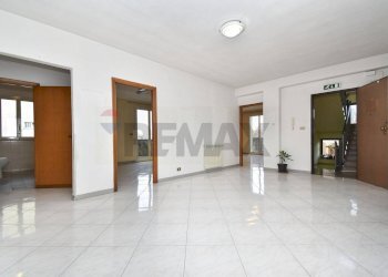 Stanza vuota - Casa semi indipendente Siculo Orientale
 
2, Mascali - foto 4