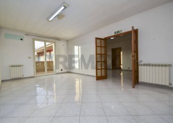 Stanza vuota - Casa semi indipendente Siculo Orientale
 
2, Mascali - foto 16