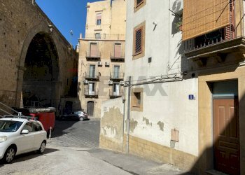 Edificio all\'aperto - Casa indipendente Via Calì
 
1/B, Caltagirone - foto 1