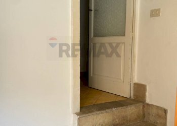 Scale - Casa indipendente Via Calì
 
1/B, Caltagirone - foto 11