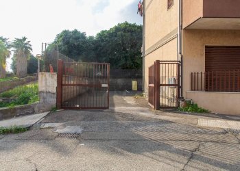 Casa all\'aperto - Quadrilocale Via IV Novembre
 
126, Aci Catena - foto 1
