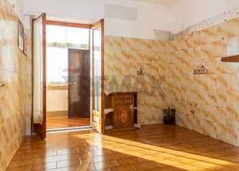 Stanza vuota - Quadrilocale Via IV Novembre
 
126, Aci Catena - foto 31