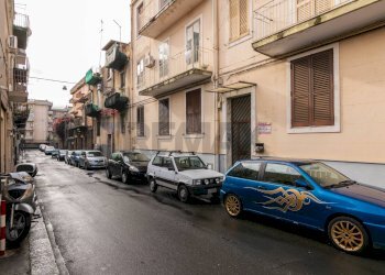 Edificio all\'aperto - Appartamento Via Palli Lucchese
 
56, Catania - foto 2