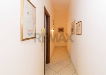 Hall / corridoio - Appartamento Via Palli Lucchese
 
56, Catania - foto 6