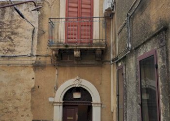 Edificio all\'aperto - Casa indipendente Via Po
 
4, Vizzini - foto 1