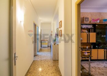 Hall / corridoio - Trilocale Via Timparello
 
22, Mascalucia - foto 6