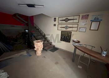 Scale - Magazzino Via Luigi Pirandello
 
35, Sant'Agata di Militello - foto 4