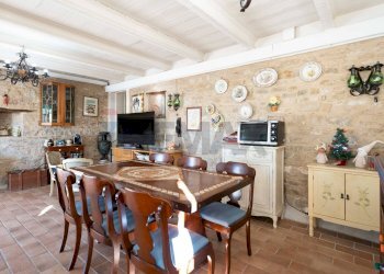 Sala da pranzo - Casa semi indipendente Via Eremiti
 
6, Cupramontana - foto 15