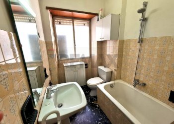 Bagno - Bilocale Via Badia di Cava, Roma - foto 17