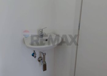 Bagno - Negozio via Pescosolido
 
178, Roma - foto 26