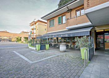 Edificio all\'aperto - Bar Tavola Calda - Fredda VIA LOMBARDIA
 
6, Desio - foto 18