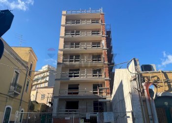 Edificio all\'aperto - Quadrilocale Via Claudio Claudiano
 
2, Catania - foto 3