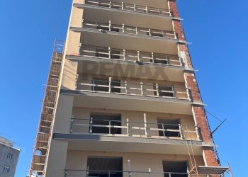 Edificio all\'aperto - Quadrilocale Via Claudio Claudiano
 
2, Catania - foto 4