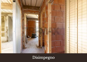 Hall / corridoio - Quadrilocale Via Claudio Claudiano
 
2, Catania - foto 20