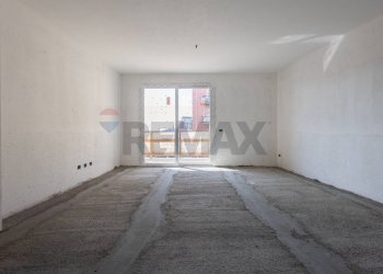 Stanza vuota - Quadrilocale Via Claudio Claudiano
 
2, Catania - foto 7