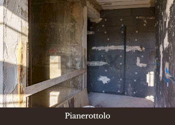 Edificio all\'aperto - Quadrilocale Via Claudio Claudiano
 
2, Catania - foto 40