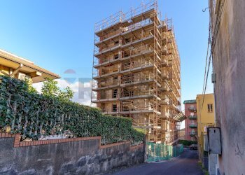 Edificio all\'aperto - Quadrilocale Via Claudio Claudiano
 
2, Catania - foto 22