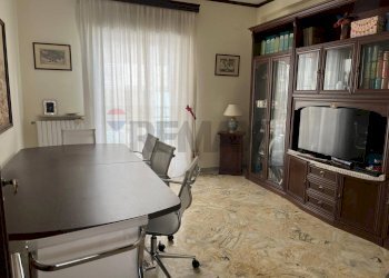 Sala da pranzo - Appartamento Corso Sicilia
 
125, Enna - foto 27