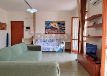 Soggiorno - Trilocale Via Recanati
 
11, Giardini-Naxos - foto 11