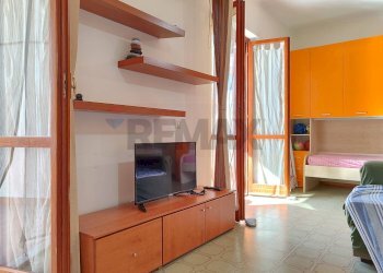 Soggiorno - Trilocale Via Recanati
 
11, Giardini-Naxos - foto 17