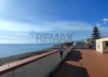 Terrazza - Trilocale Via Recanati
 
11, Giardini-Naxos - foto 42