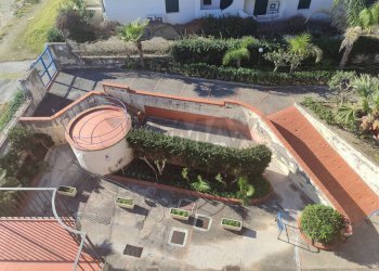 Edificio all\'aperto - Trilocale Via Recanati
 
11, Giardini-Naxos - foto 44