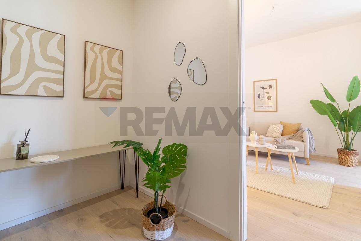 Hall / corridoio - Three-room apartment Via degli Alpini
 
7, Bollate - photo 1