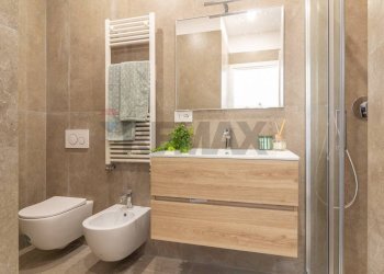 Bagno - Three-room apartment Via degli Alpini
 
7, Bollate - photo 30